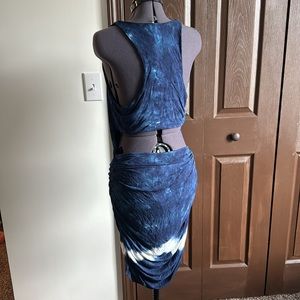 Elegant Navy Blue Tie-Dye Dress